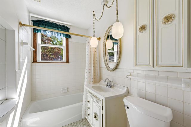 3059 Utah Avenue S, Saint Louis Park, MN 55426