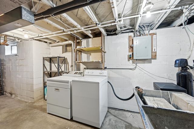 3059 Utah Avenue S, Saint Louis Park, MN 55426