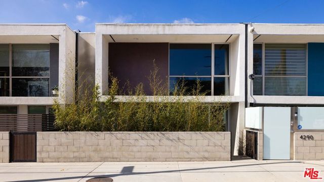 4288 Perlita Avenue, Los Angeles, CA 90039