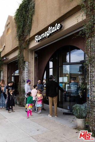 4288 Perlita Avenue, Los Angeles, CA 90039