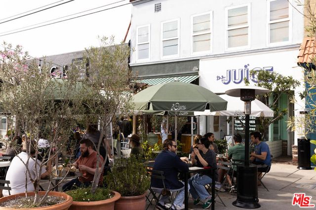 4288 Perlita Avenue, Los Angeles, CA 90039