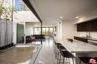 4288 Perlita Avenue, Los Angeles, CA 90039