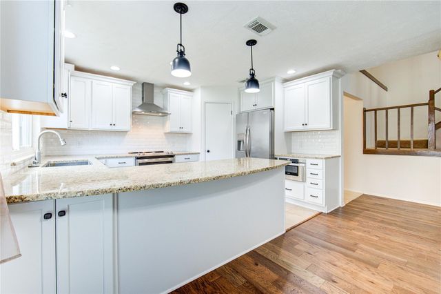 11922 River Meadow Lane, Meadows Place, TX 77477