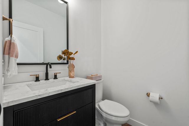 6225 W 37th Street, Saint Louis Park, MN 55416