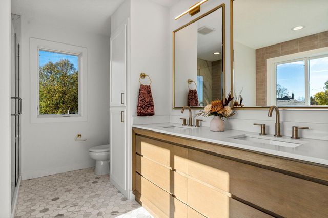 6225 W 37th Street, Saint Louis Park, MN 55416