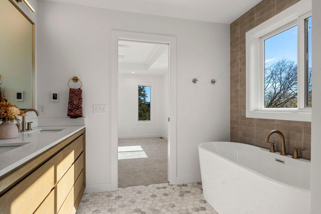 6225 W 37th Street, Saint Louis Park, MN 55416