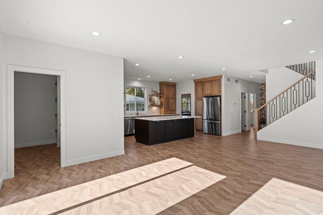 6225 W 37th Street, Saint Louis Park, MN 55416