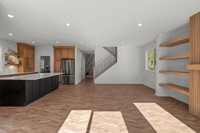 6225 W 37th Street, Saint Louis Park, MN 55416