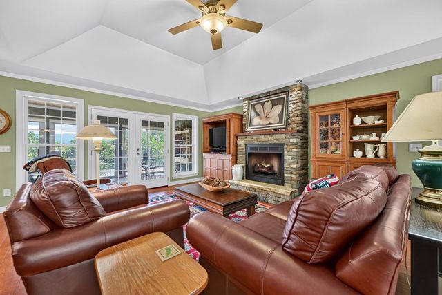 1207 Bullen Gap Road, Blue Ridge, GA 30513