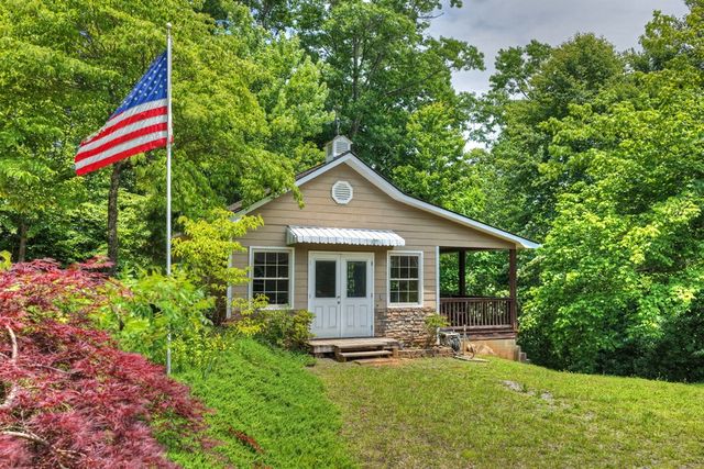 1207 Bullen Gap Road, Blue Ridge, GA 30513