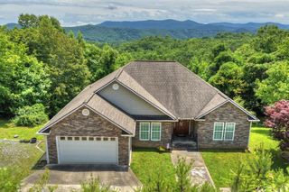 1207 Bullen Gap Road, Blue Ridge, GA 30513