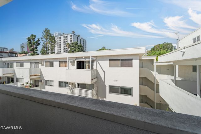 960 Larrabee Street 317, West Hollywood, CA 90069