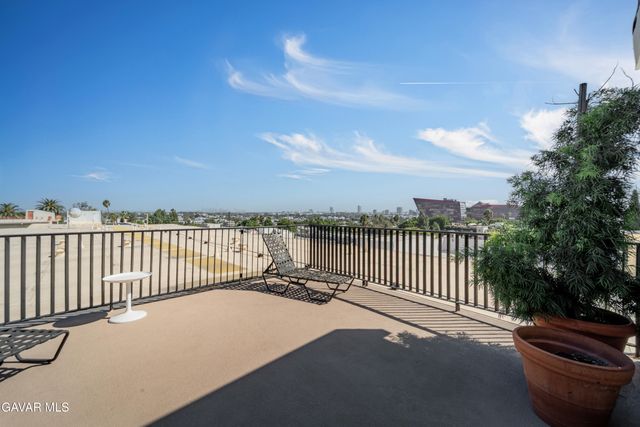 960 Larrabee Street 317, West Hollywood, CA 90069