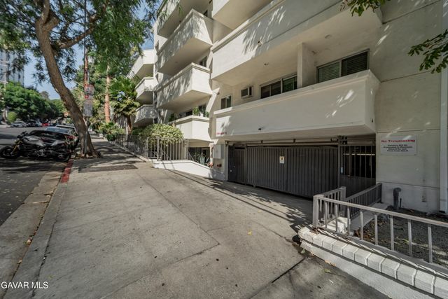 960 Larrabee Street 317, West Hollywood, CA 90069