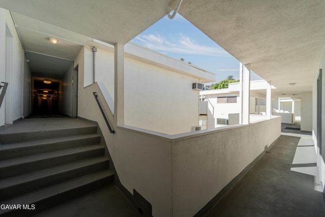 960 Larrabee Street 317, West Hollywood, CA 90069