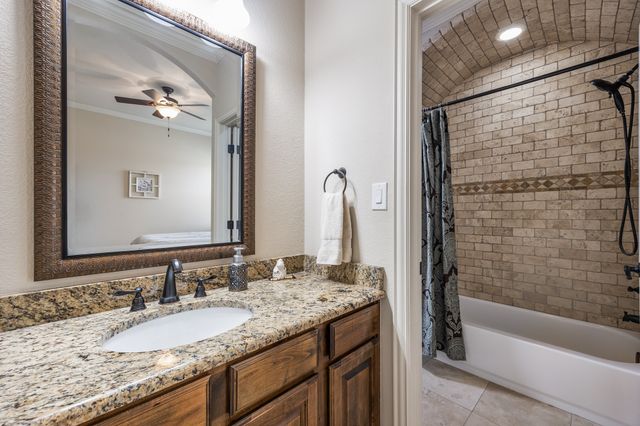 729 Meadow Drive, Mclendon Chisholm, TX 75032