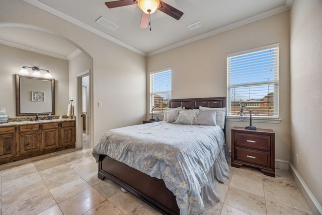 729 Meadow Drive, Mclendon Chisholm, TX 75032