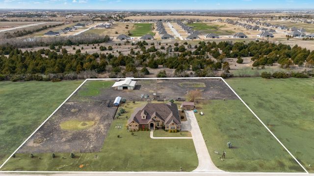 729 Meadow Drive, Mclendon Chisholm, TX 75032