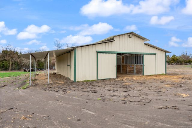 729 Meadow Drive, Mclendon Chisholm, TX 75032