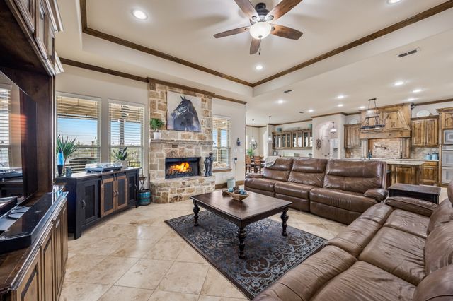 729 Meadow Drive, Mclendon Chisholm, TX 75032