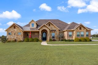 729 Meadow Drive, Mclendon Chisholm, TX 75032