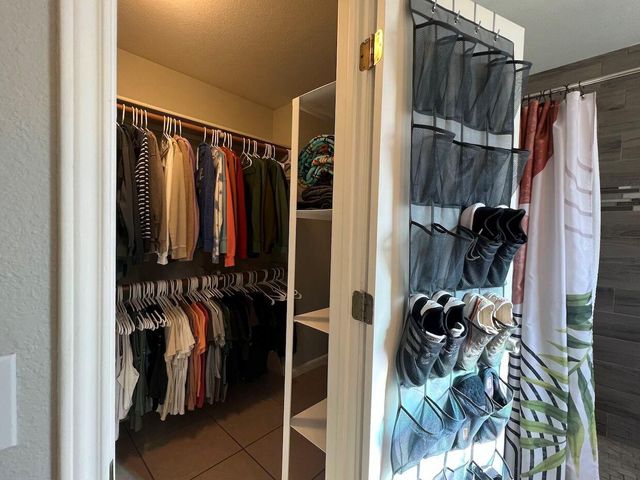 223 Dana DR, Hutto, TX 78634