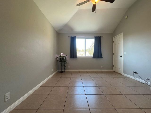 223 Dana DR, Hutto, TX 78634