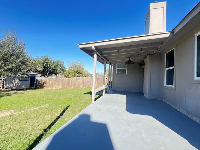 223 Dana DR, Hutto, TX 78634