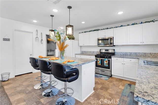 14482 Sweetgrass Place, Victorville, CA 92394