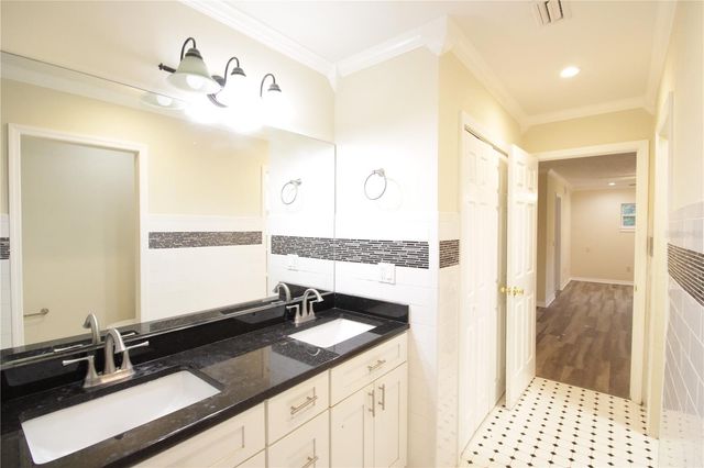 10907 SW 24TH AVENUE, Gainesville, FL 32607