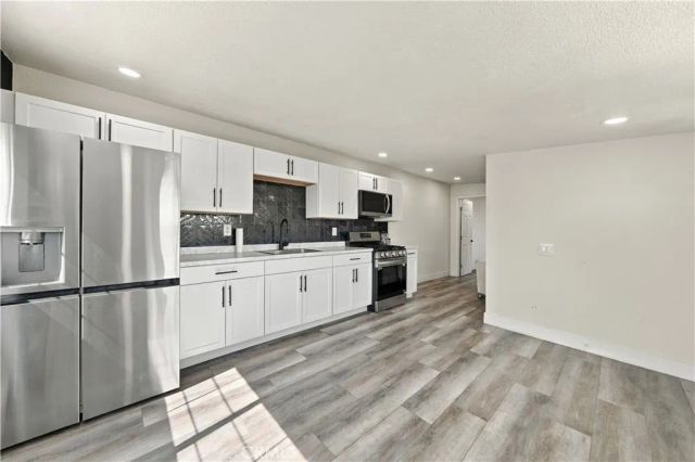 41870 B street, Murrieta, CA 92562