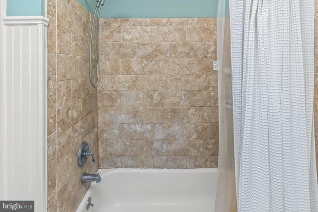 615 MEADOW DR, West Chester, PA 19380