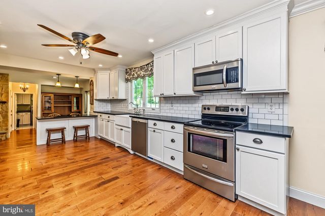 615 MEADOW DR, West Chester, PA 19380