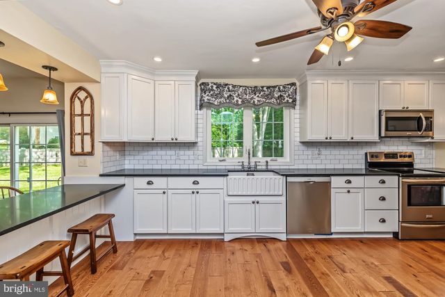 615 MEADOW DR, West Chester, PA 19380