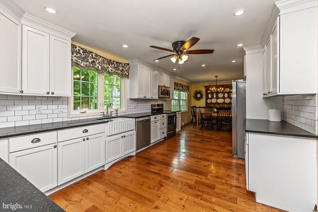 615 MEADOW DR, West Chester, PA 19380