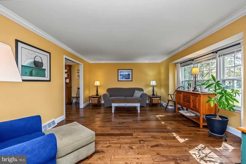 615 MEADOW DR, West Chester, PA 19380 — photo 2