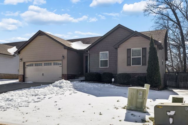 848 Shelton Cir, Clarksville, TN 37042