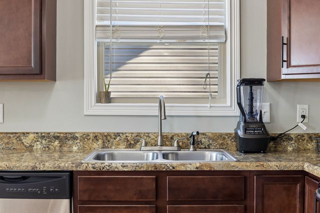 848 Shelton Cir, Clarksville, TN 37042