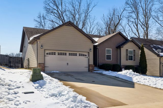 848 Shelton Cir, Clarksville, TN 37042