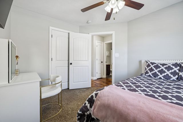 848 Shelton Cir, Clarksville, TN 37042