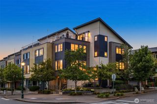 998 NE High Street #12, Issaquah, WA 98029