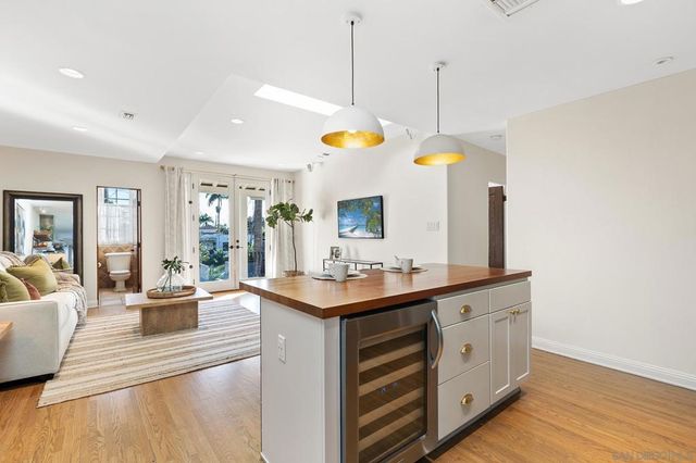 4209 Alder Dr, San Diego, CA 92116