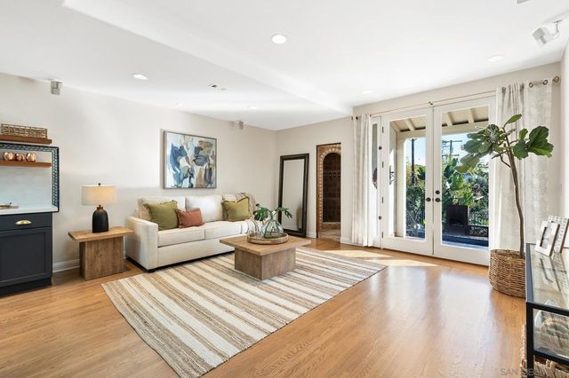 4209 Alder Dr, San Diego, CA 92116