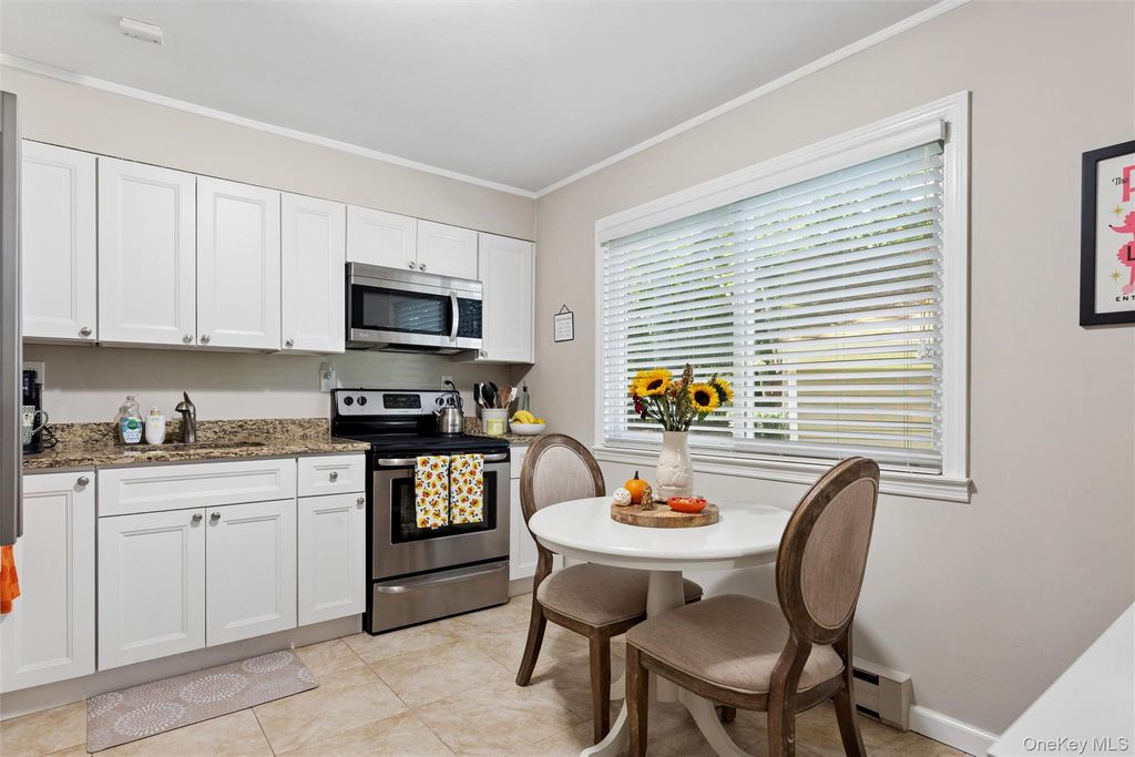 40 W 4th Street 95, Patchogue, NY 11772 — photo 5