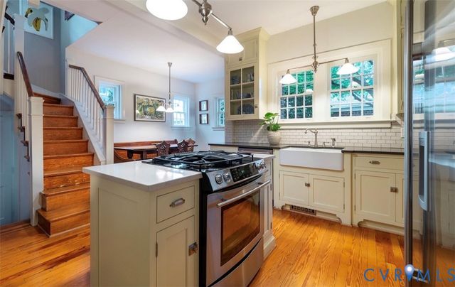 3206 Monument Ave, Richmond, VA 23221