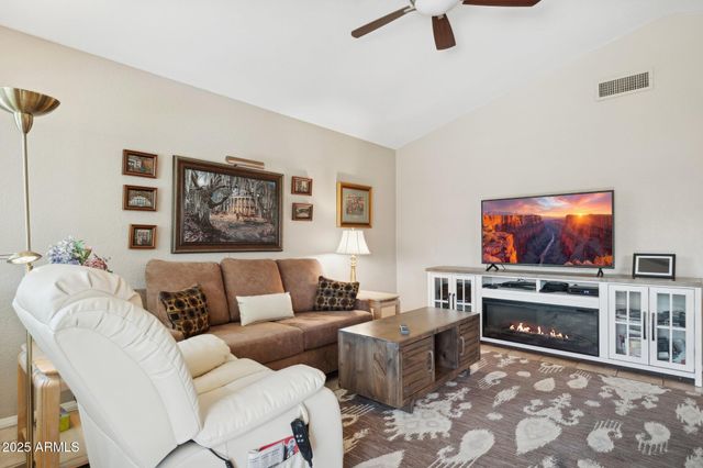 1467 E BOSTON Street, Chandler, AZ 85225