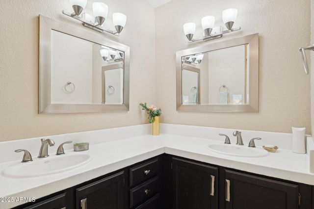 1467 E BOSTON Street, Chandler, AZ 85225