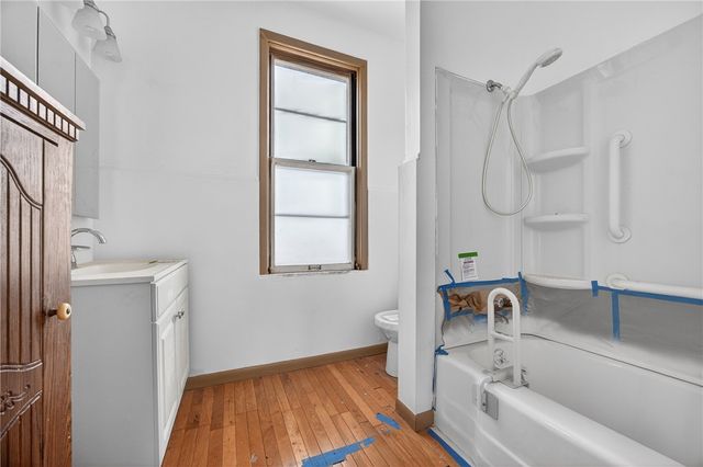 120 E 20th Ave, Munhall, PA 15120