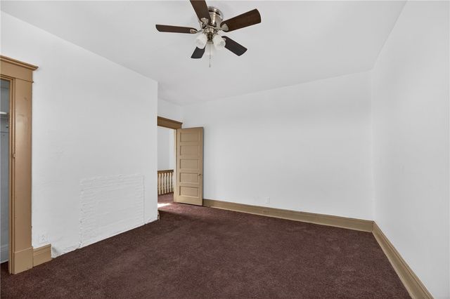 120 E 20th Ave, Munhall, PA 15120