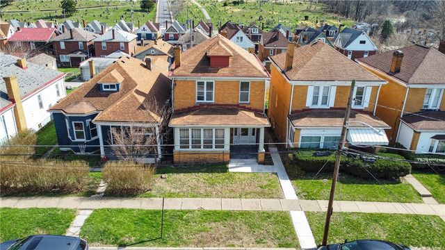 120 E 20th Ave, Munhall, PA 15120